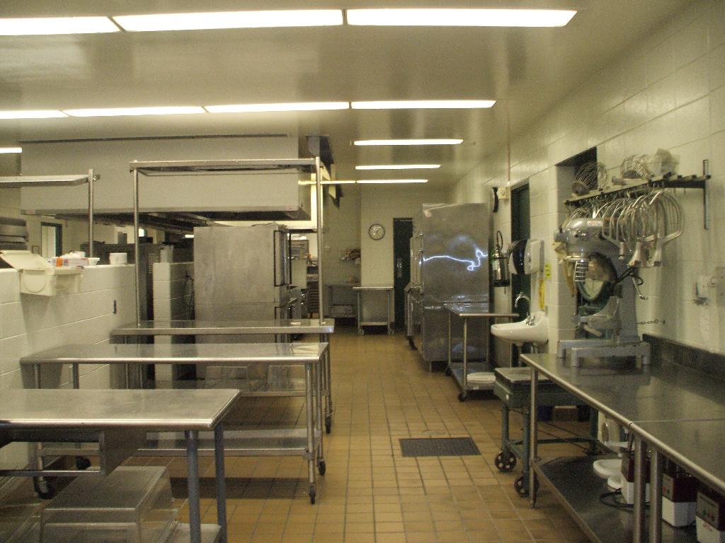 main kitchen (2)